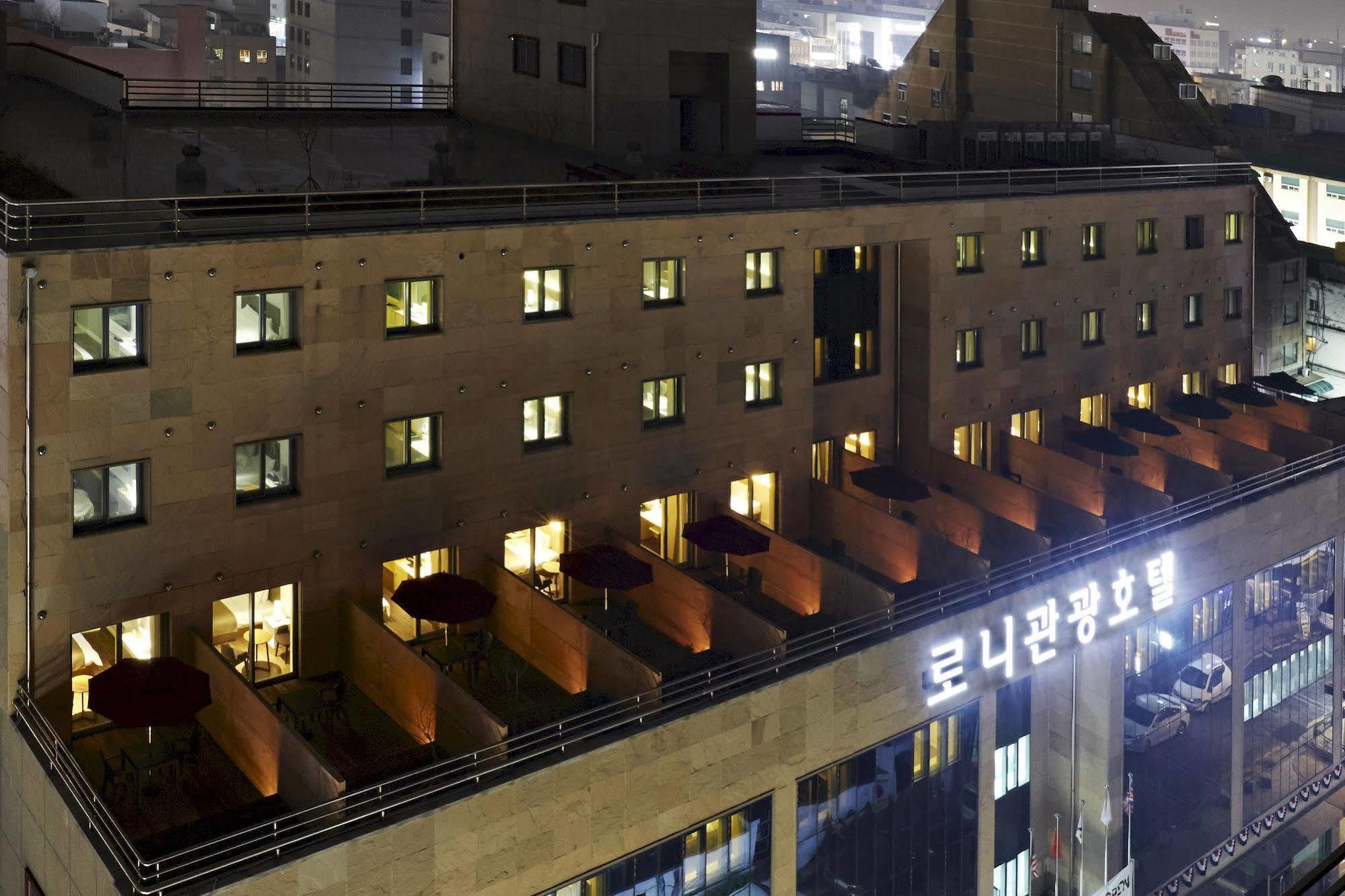 Roni Tourist Hotel Jeonju Exterior foto
